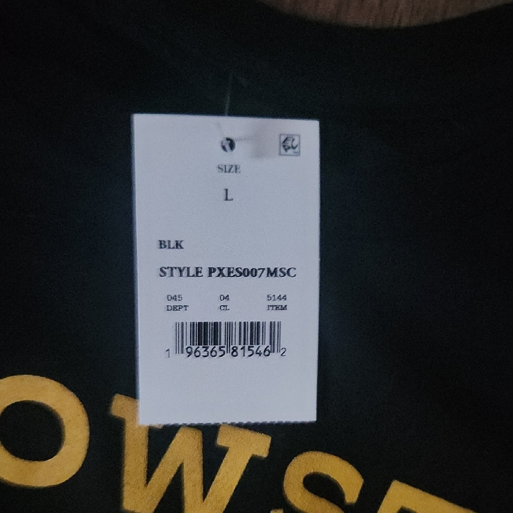 Yellowstone Dutton Ranch Black T-Shirt - Picture 2 of 3